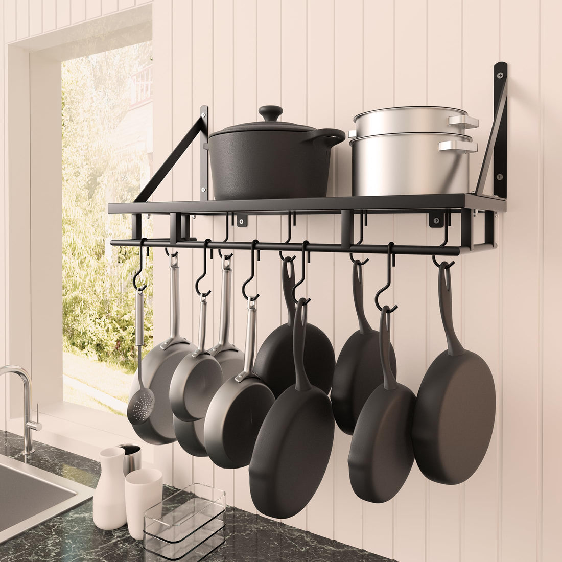 How to Choose Between Carbon Steel and Cast Iron Pans for Your Kitchen