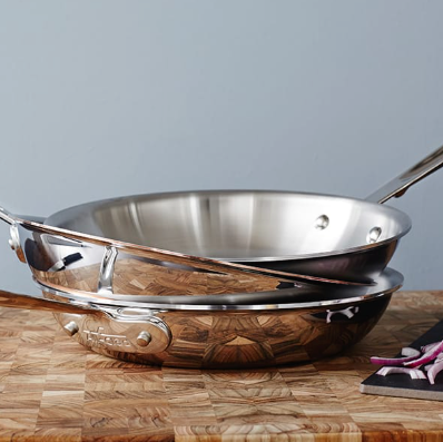 Carbon Steel vs Stainless Steel Pans, which one is best?